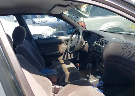 1993 Toyota Corolla Le/Dx из США, поврежденный, VIN 1NXAE09E2PZ068805